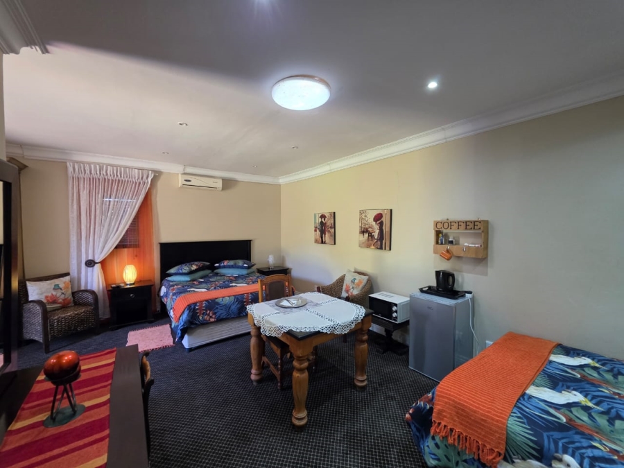 8 Bedroom Property for Sale in Riebeeckstad Free State